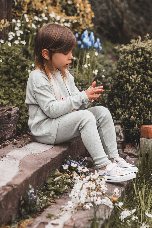 Дитячі кросівки з тканини з принтом рожевого кольору