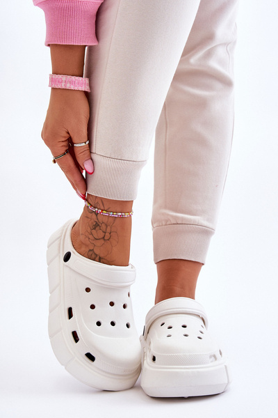 Жіночі поролонові кросівки на платформі Crocs White Beckett