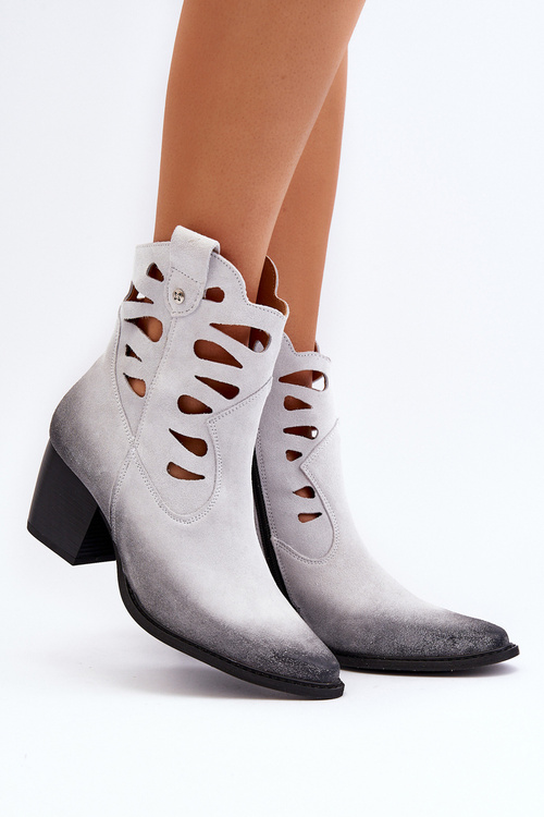 Чоботи шкіряні з вирізами Maciejka 06412-11 Білі