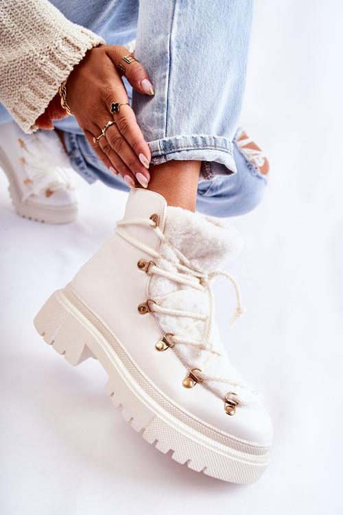 Шкіряні теплі черевики білого кольору Arisa