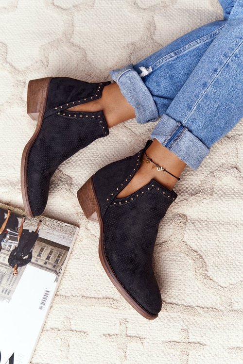 Ажурні чоботи з вирізами Чорні Клевер