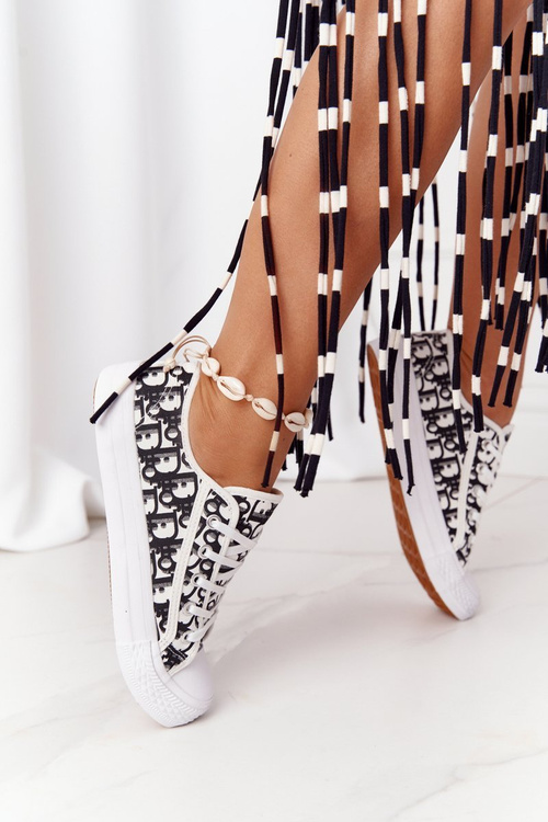 Жіночі логовані кросівки чорно-білі вихідні