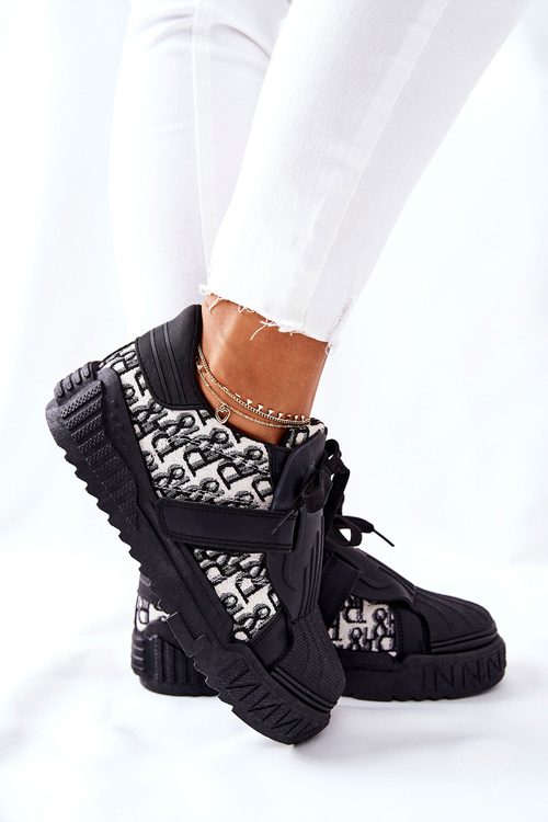 Жіноче спортивне взуття Кросівки Black Dreams