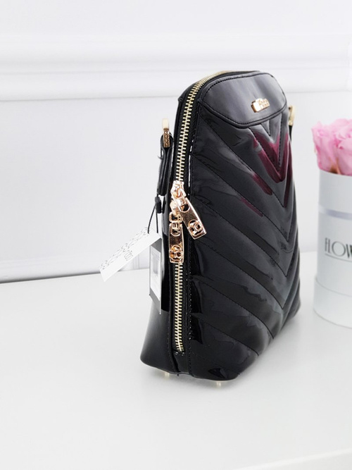 Жіноча лакована літерна сумка NOBO NBAG-FD2080-C020 чорна