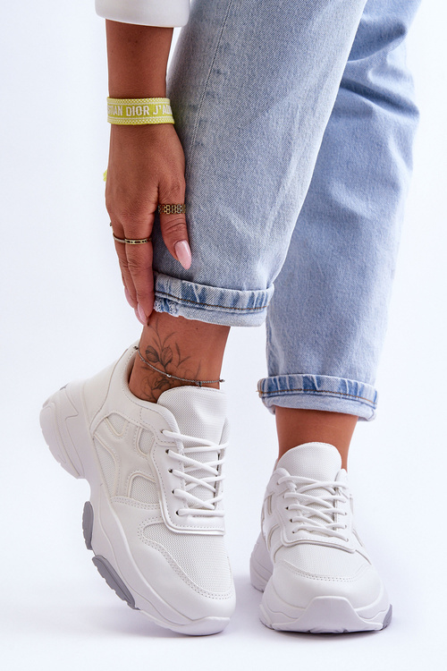 Жіночі кросівки на шнурівці Cortes білі