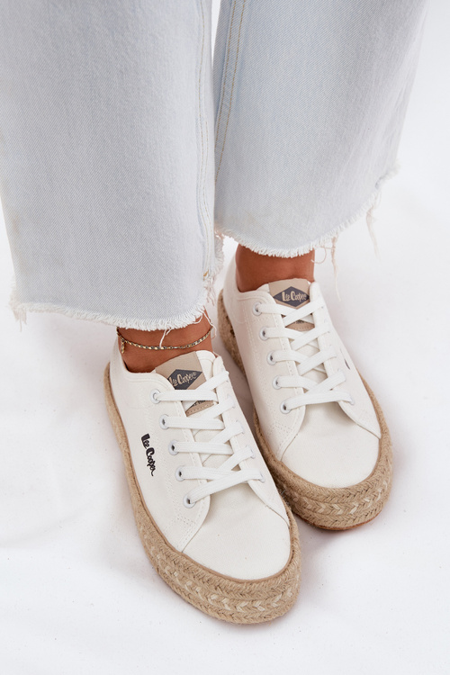 Жіночі Кросівки З В'язкою Lee Cooper LCW-25-44-3217 Білі