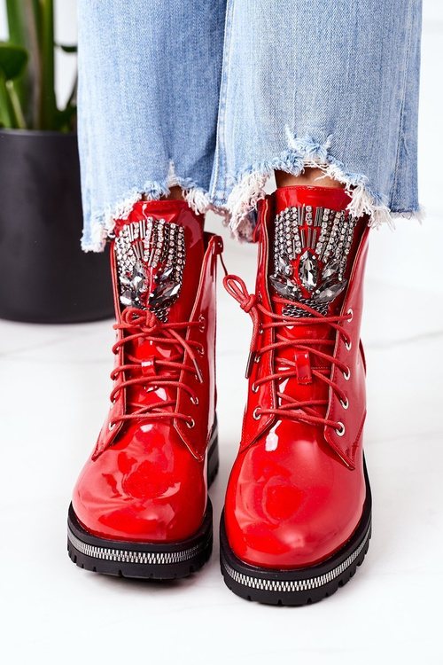 Утеплені чоботи з кубічним цирконієм, лакованим Red Attention