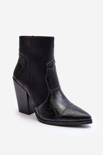 Жіночі шкіряні ковбойські черевики чорного кольору Fiorene