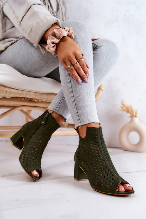 Чоботи замшеві ажурні Maciejka 05420-09 Зелені