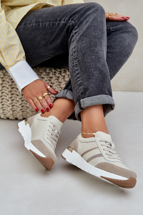 Жіночі шкіряні кросівки на платформі бежеві гатира