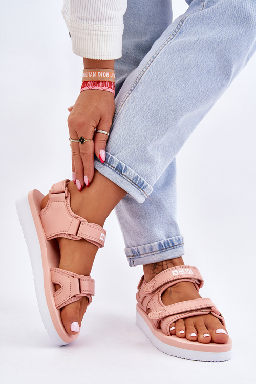 Жіночі спортивні босоніжки на платформі Big Star LL274788 Рожеві