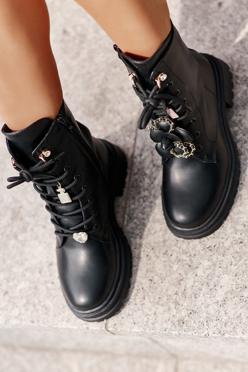 Жіночі робочі черевики з екошкіри на шпильках чорні Rianael