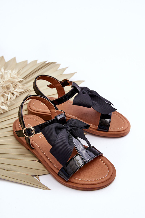 Дитячі лаковані босоніжки з бантом Black Netina