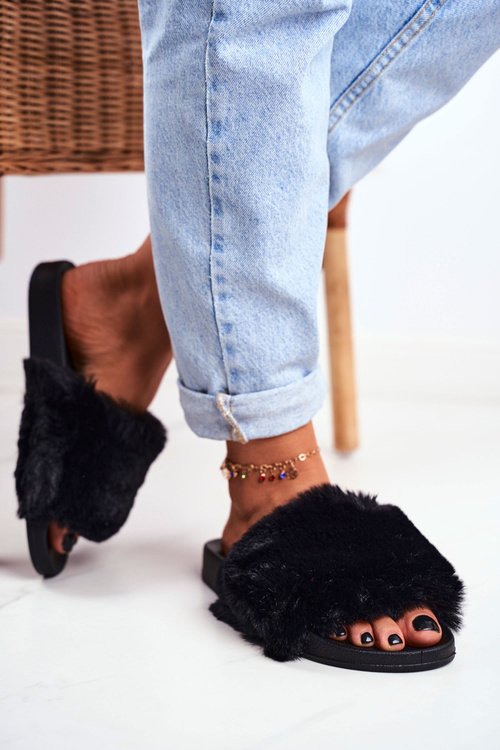 Гумові тапочки з еко хутром Чорні Sensitive