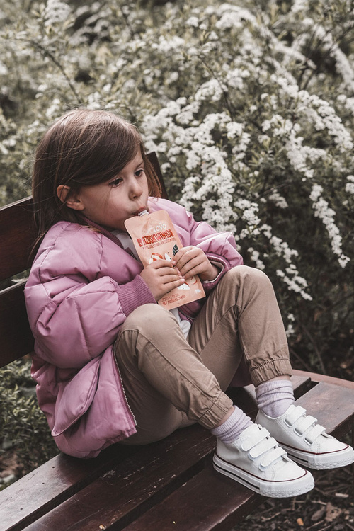 Дитячі шкіряні кросівки на липучці білі Foster