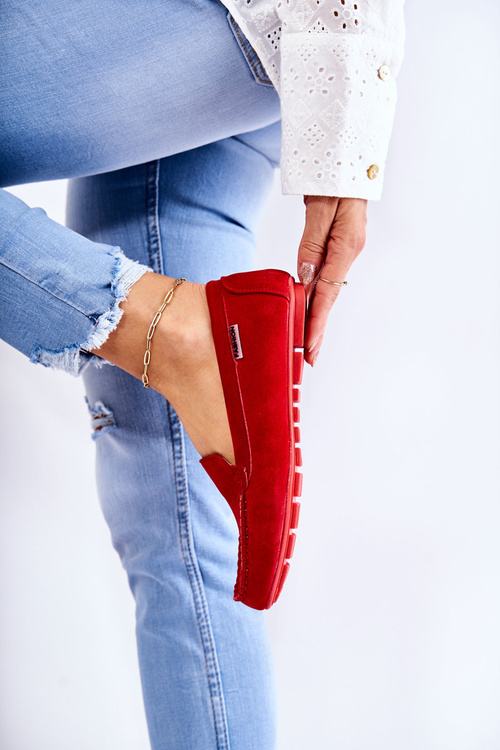 Жіночі замшеві лофери Red Millare