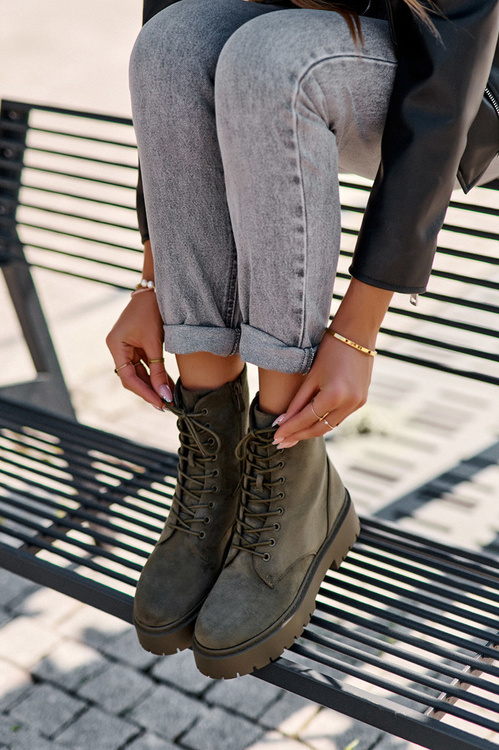 Жіночі замшеві ботильйони Green Dearia