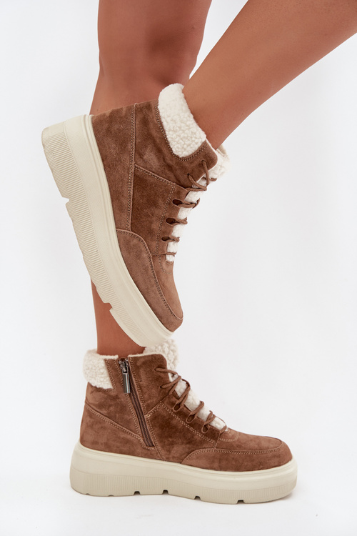 Замшеві жіночі зимові чоботи з хутром на платформі Vinceza 95354 Camel