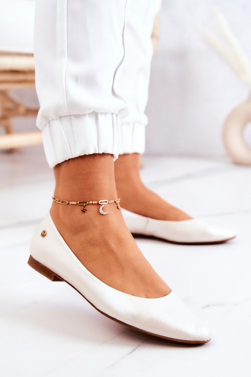 Жіночі шкіряні балетки Maciejka 04100-26 Світло-бежевий