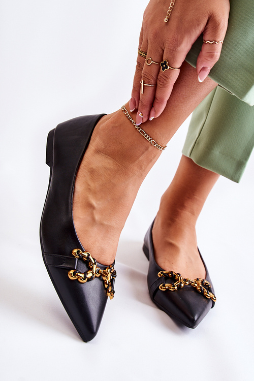 Жіночі шкіряні балетки шпіц з декором Чорний Carlos