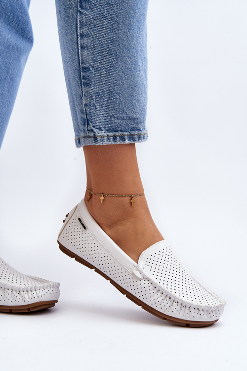 Жіночі білі лофери з вирізом Rasirna