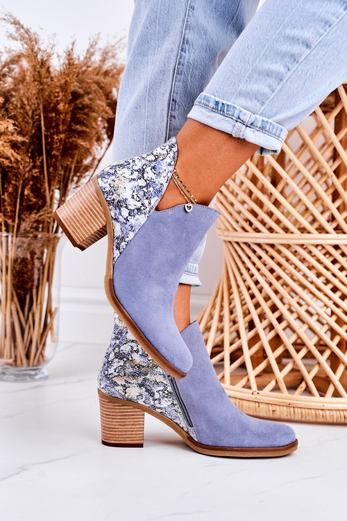 Жіночі шкіряні чоботи на каблуці Maciejka Light Blue 04492