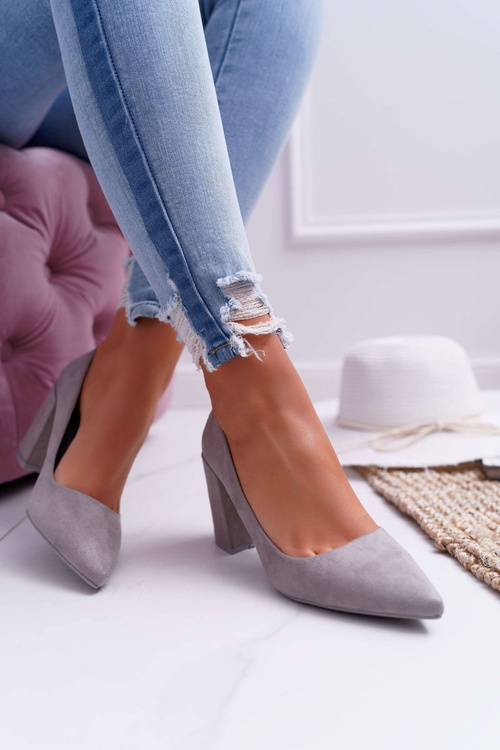 Жіночі босоніжки на шпильці замшеві сірі Neshka