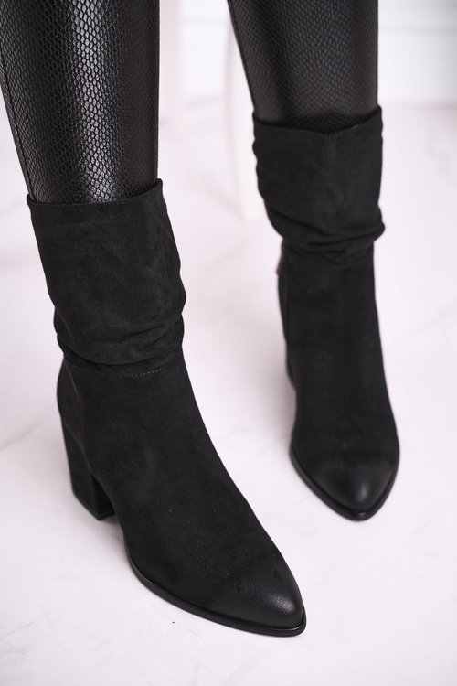 Жіночі черевики на високому каблуці з еко-замші чорного кольору