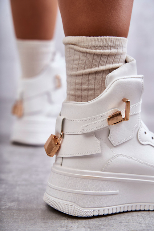 Жіночі теплі високі туфлі білого кольору Lexa