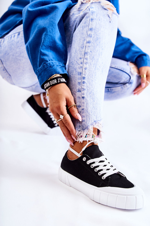 Жіночі кросівки на платформі чорні в комплекті