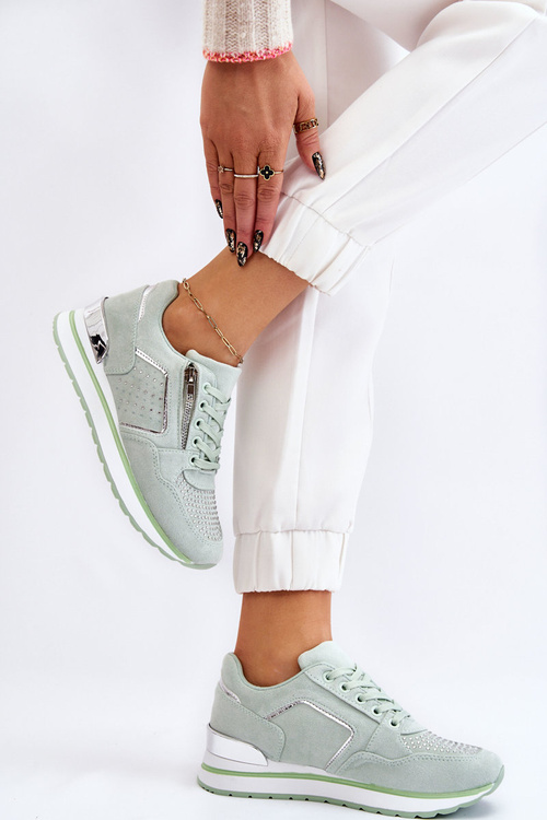 Жіноче спортивне взуття з декоративною блискавкою Green Adrea