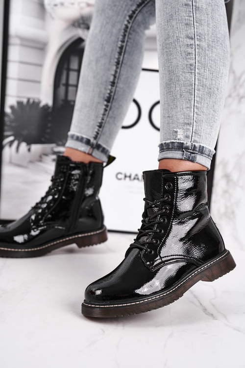 Жіночі чоботи на плоскій підошві лаковані Чорні Marita