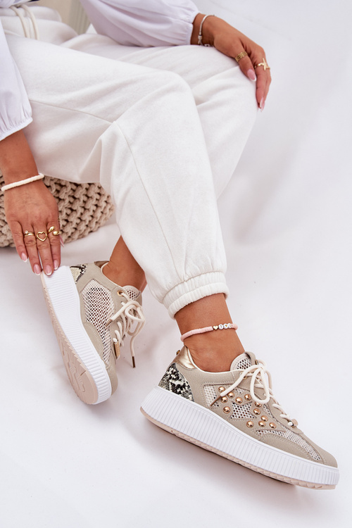 Жіноче Спортивне Взуття З Сіткою І Шипами Бежеві Огалда