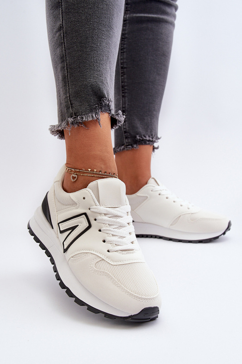 Жіночі кросівки Спортивне взуття білі Daisee