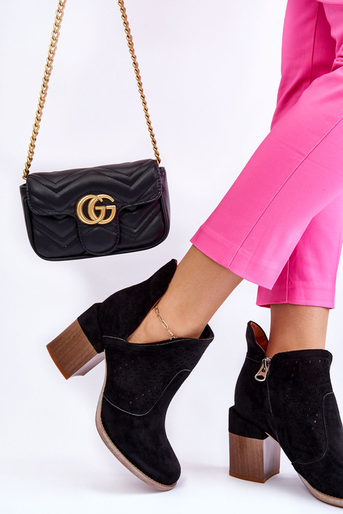 Чорні вирізані замшеві чоботи Layne