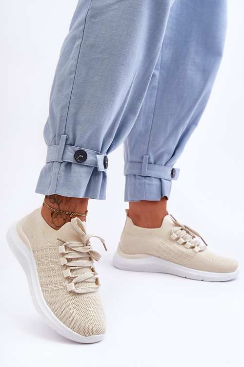 Жіноче класичне спортивне взуття світло-бежевий Nikilla