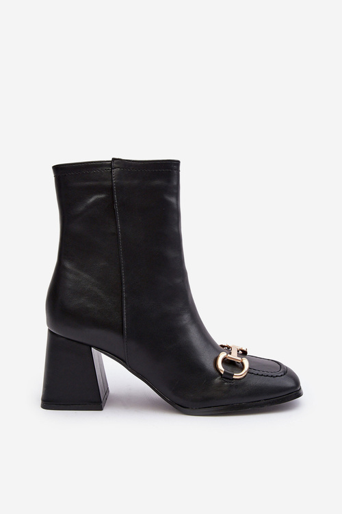 Шкіряні туфлі на підборах з декором Black Pamelinta