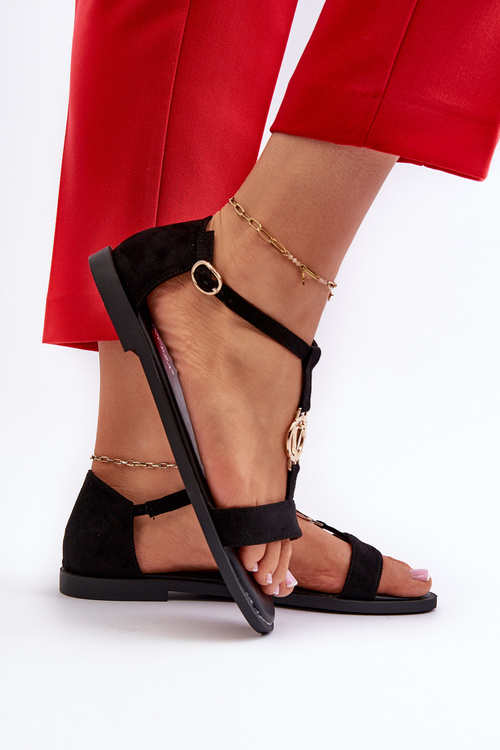 Жіночі босоніжки на плоскій підошві з золотим декором Vinceza 17321 Чорні