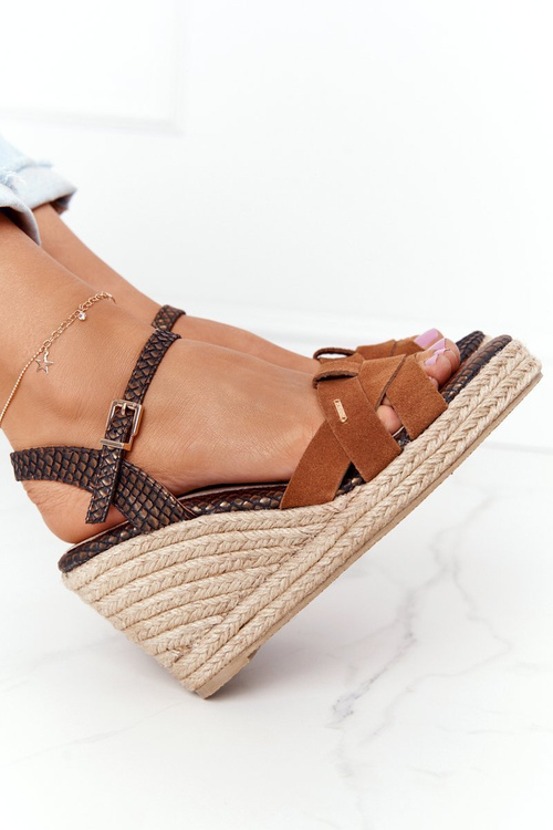 Шкіряні босоніжки на танкетці Big Star HH274377 Коричневий