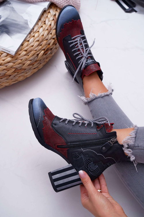 Жіночі шкіряні черевики Чоботи Maciejka Чорні 03190-01