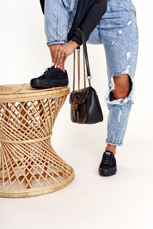 Жіночі кросівки на масивній підошві BIG STAR FF274248 Чорні