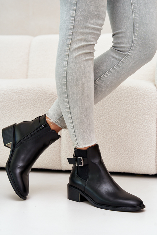 Жіночі ботильйони на низькому каблуці та золотистій пряжці Black Vomera