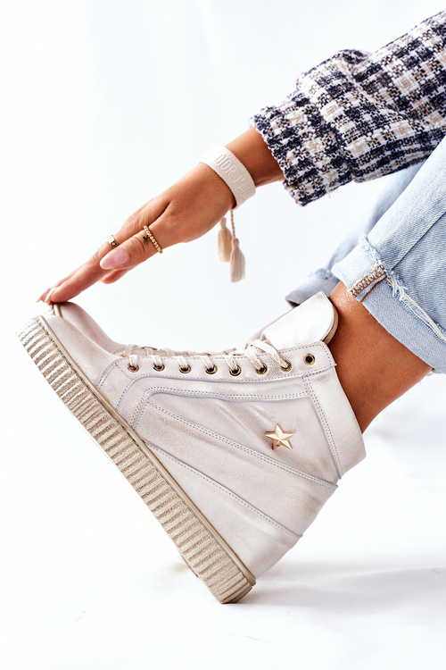 Жіноче спортивне шкіряне взуття Lewski Gold 3079