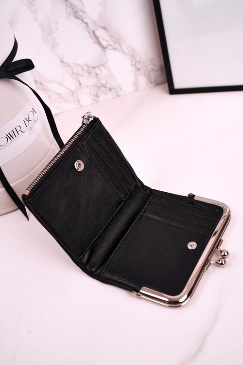 Маленький жіночий гаманець застібається на гачок чорний