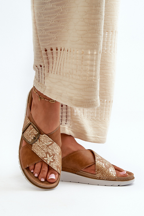 Зручні жіночі тапочки з пряжкою Inblu CN000032 Camel