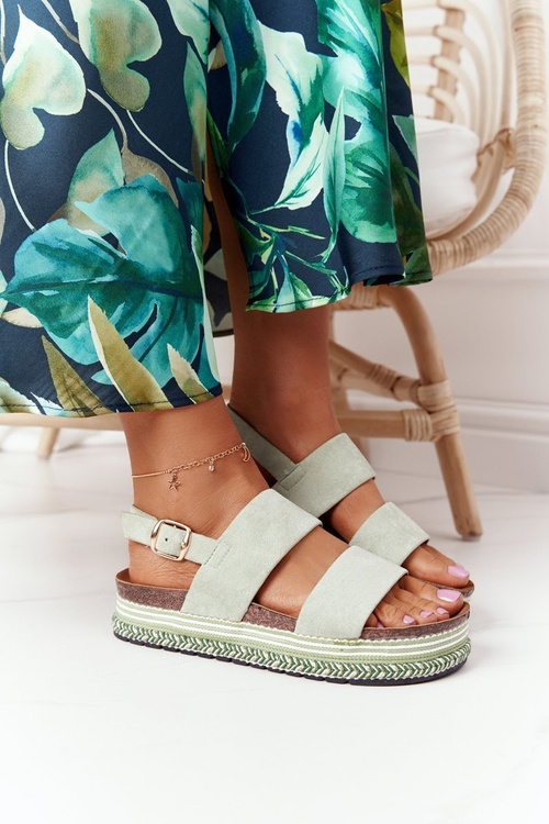 Замшеві босоніжки на платформі зелені Olimpia