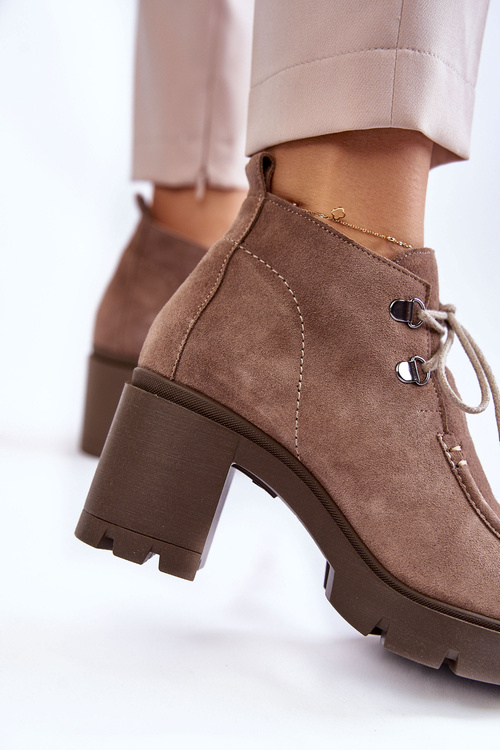 Жіночі замшеві чоботи на зв'язках Яскраво-коричневі Маріанни