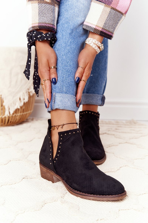 Ажурні чоботи з вирізами Чорні Клевер