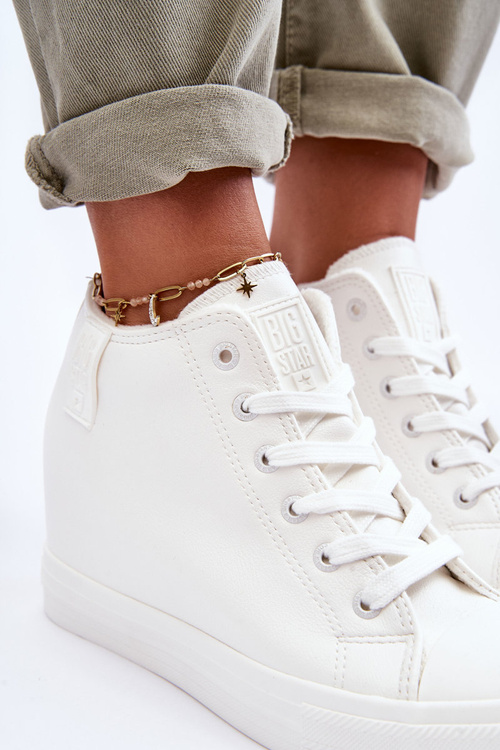 Жіночі шкіряні кросівки на танкетці Big Star MM274002 Білі