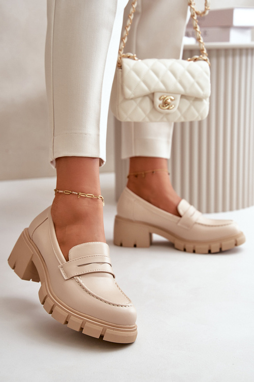 Жіночі туфлі на низьких підборах з еко шкіри Menloa бежевого кольору